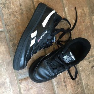 Like NEW Kids Reebok Club C Revenge